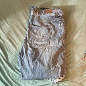 american eagle highest rise mom jean